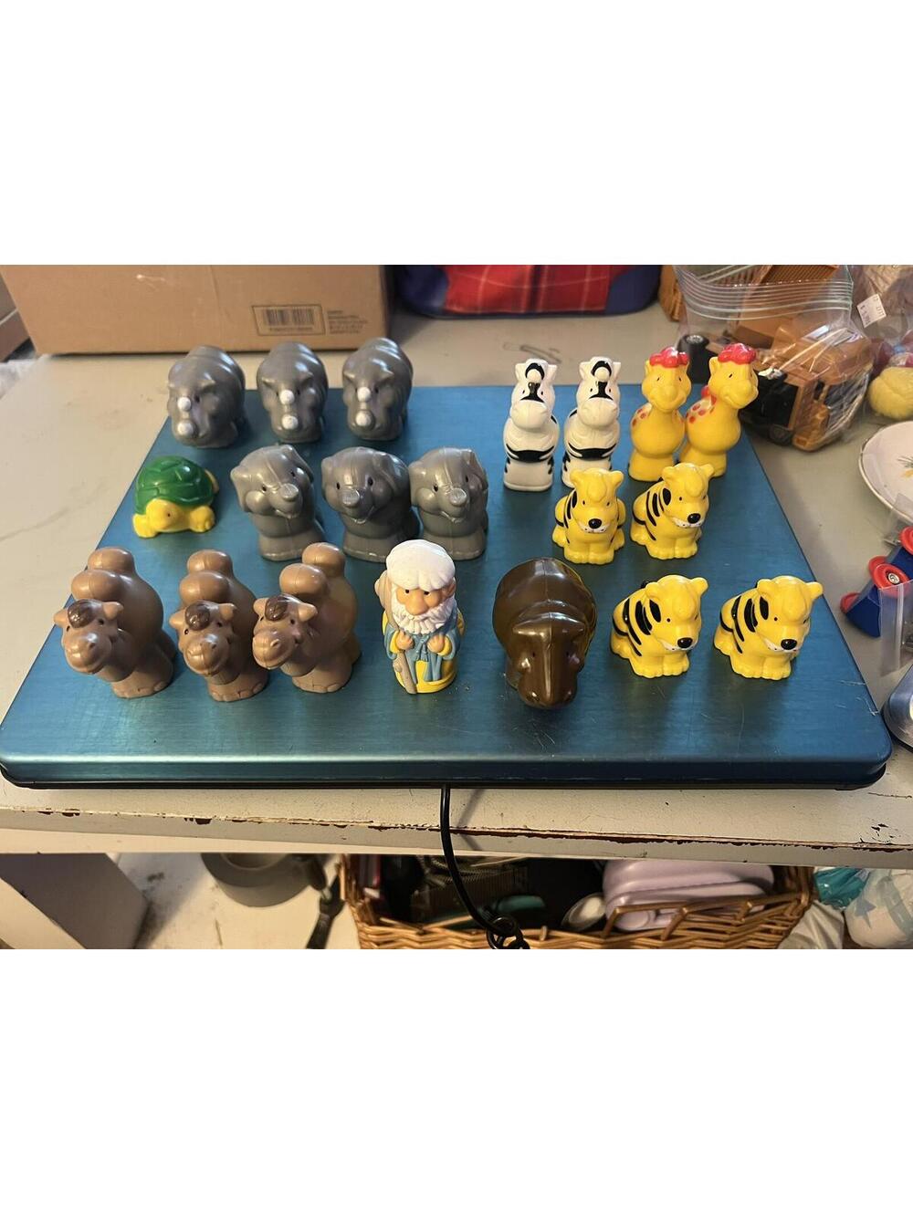 Vintage 19 Noahs Ark Noah Animal Replacement Figures Lot